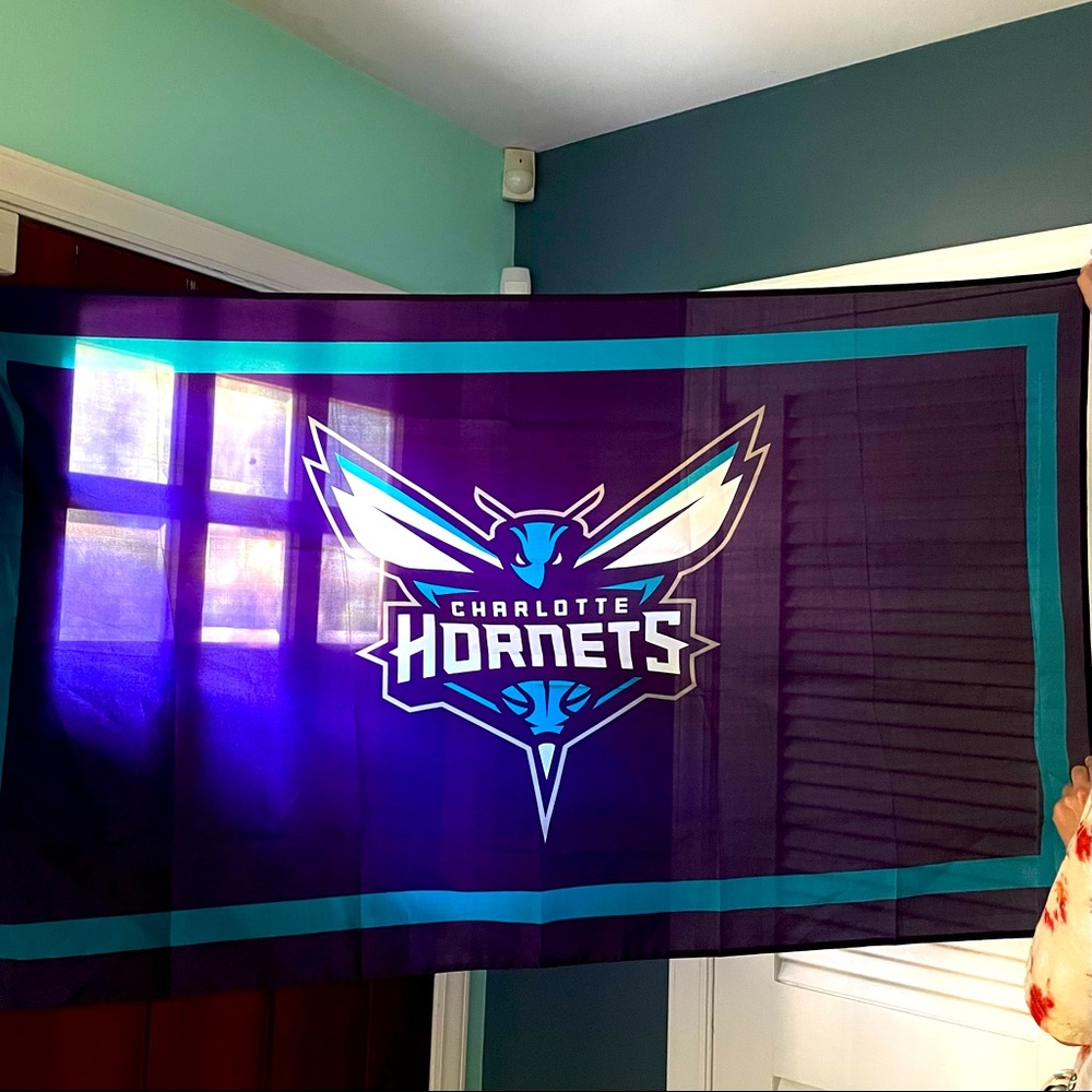 Charlotte Hornets NBA Logo Flag 3x5 ft Sports Banner Man-Cave Garage Bar Pub